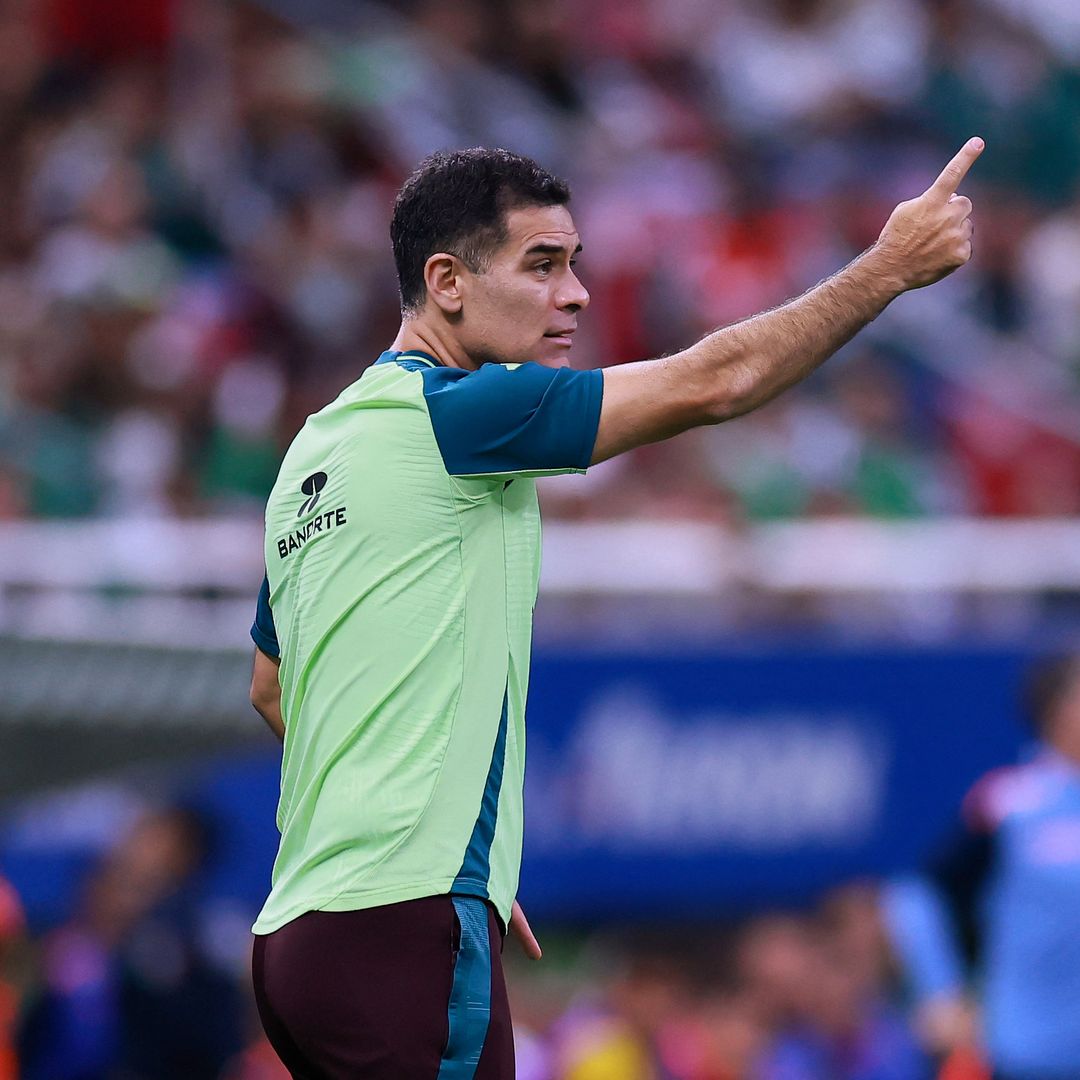 Rafael Márquez durante un partido de la selección mexicana como auxiliar técnico